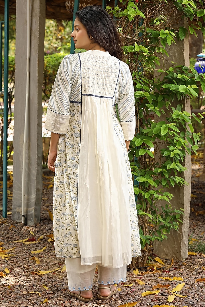 White Cotton Silk Block Printed & Thread Embroidered Kurta Set by AMOREE at Pernia's Pop Up Shop