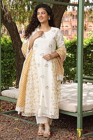 Yellow Cotton Silk Block Printed & Thread Embroidered Kurta Set by AMOREE