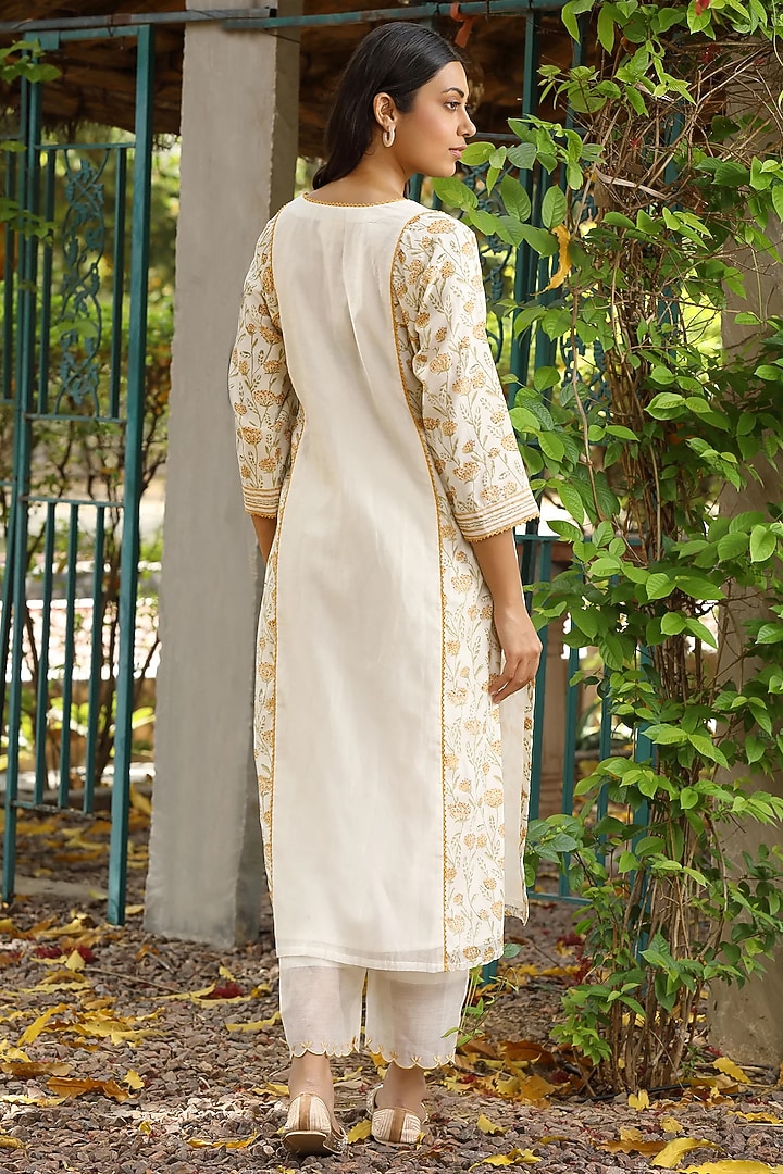 Yellow Cotton Silk Block Printed & Thread Work Kurta Set by AMOREE at Pernia's Pop Up Shop
