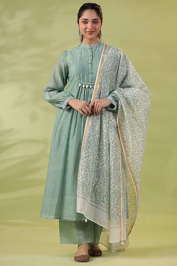 Sage Green Cotton Silk Thread Embroidered Kurta Set by AMOREE at Pernia's Pop Up Shop