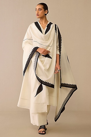 Ivory Chanderi Cotton Silk Printed Kurta Set by AMPM