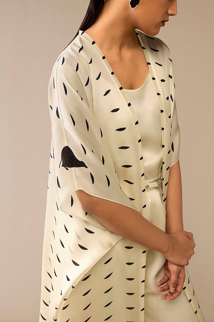 Ivory Organza Satin Cape Set by AMPM at Pernia's Pop Up Shop