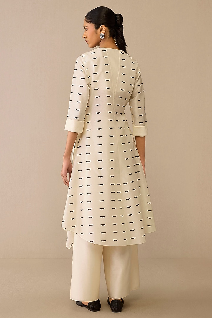 Ivory Chanderi Tunic Set by AMPM at Pernia's Pop Up Shop