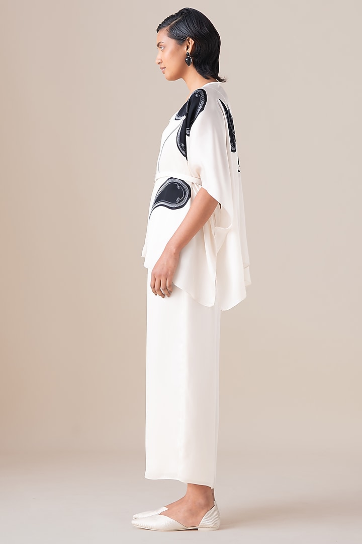 Ivory Silk Motif Printed Kanza Scarf by AMPM at Pernia's Pop Up Shop