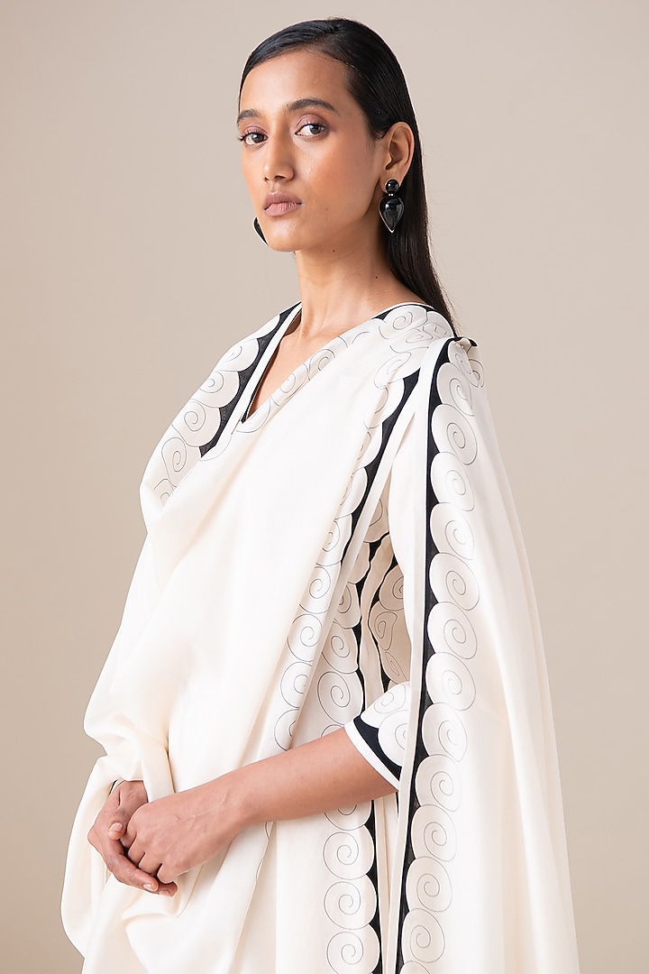 Ivory Chanderi Kurta Set by AMPM at Pernia's Pop Up Shop