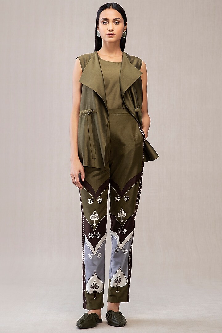 Olive Printed Straight Pants by AMPM