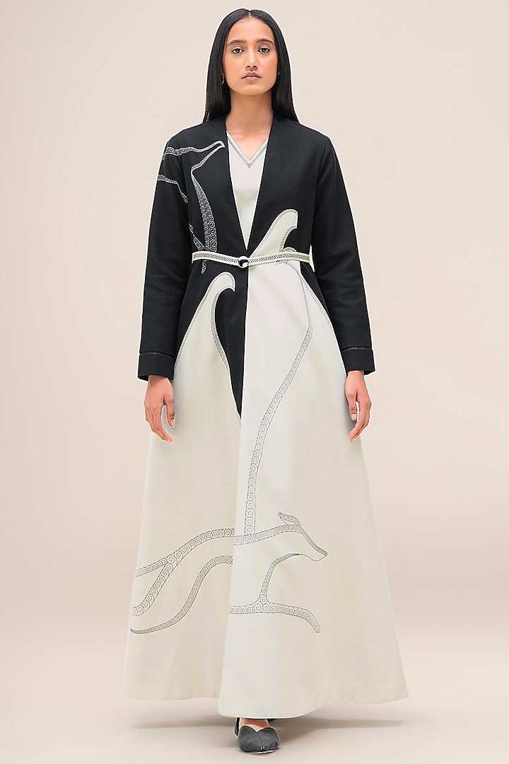 Charcoal Black & Ivory Cotton Linen Abaya by AMPM at Pernia's Pop Up Shop