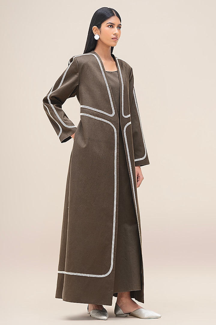 Taupe Cotton & Silk Abaya Set by AMPM at Pernia's Pop Up Shop