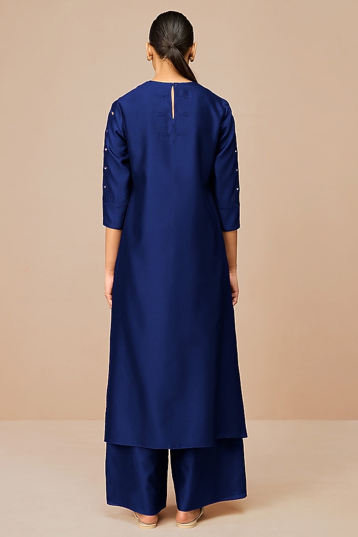 Indigo Chanderi Scalloped Kurta Set by AMPM at Pernia's Pop Up Shop