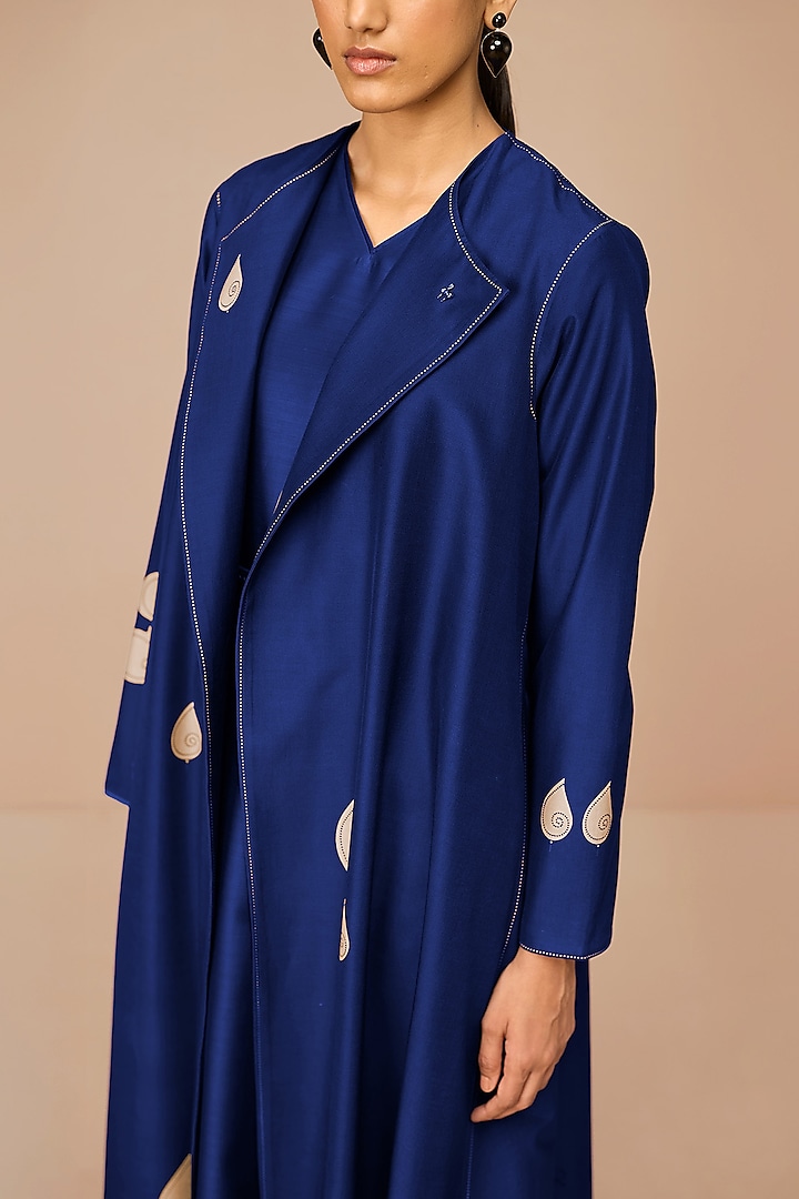 Indigo Cotton Silk Paisley Printed Abaya Set by AMPM at Pernia's Pop Up Shop