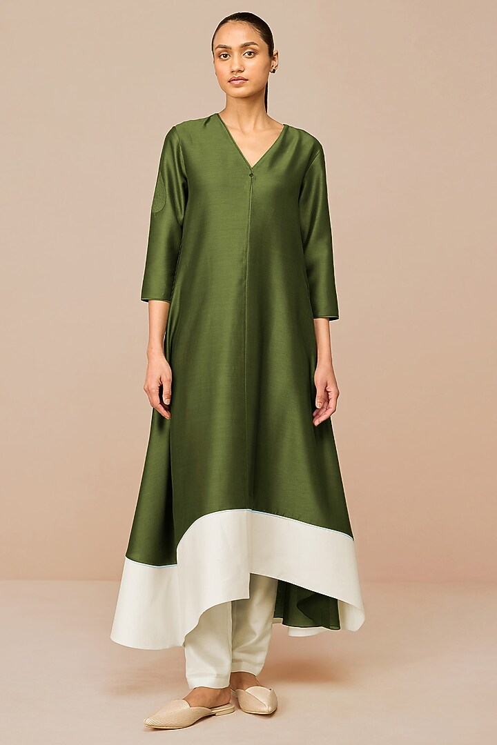 Ivory & Olive Green Cotton Silk Color-Blocked Flared Kurta Set by AMPM at Pernia's Pop Up Shop