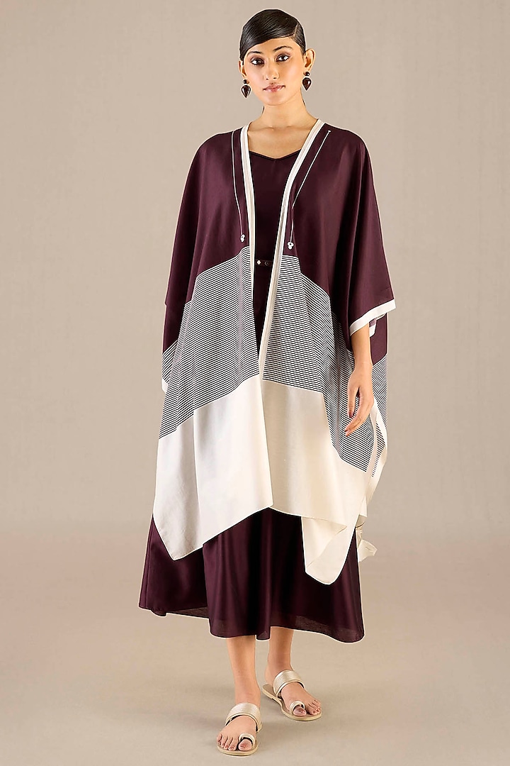 Burgundy Chanderi Striped Abaya by AMPM at Pernia's Pop Up Shop