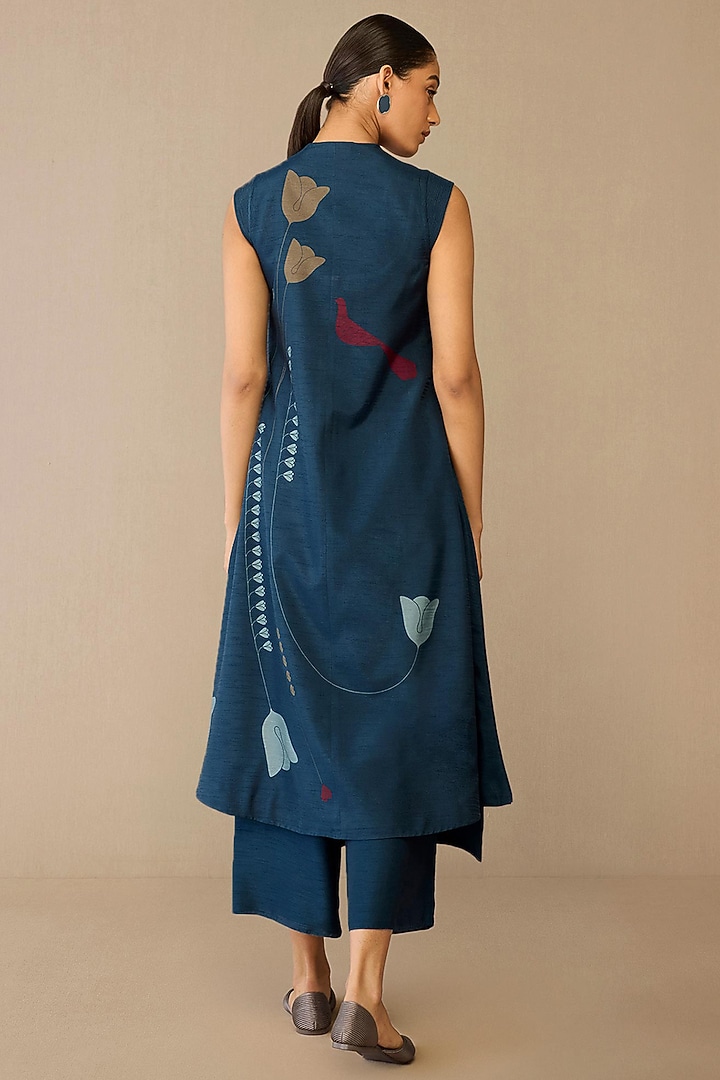 Smokey Blue Raw Silk Paneled Kurta Set by AMPM at Pernia's Pop Up Shop