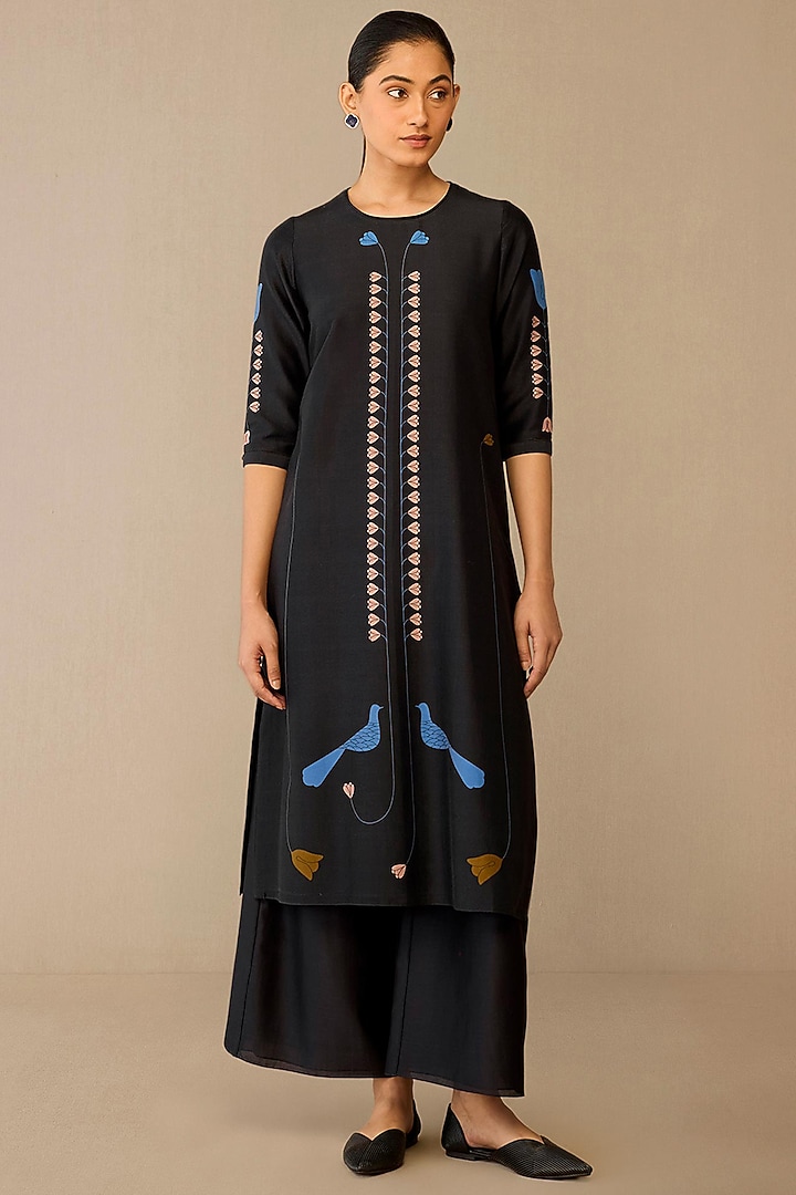 Smokey Black Chanderi Tunic Set by AMPM at Pernia's Pop Up Shop
