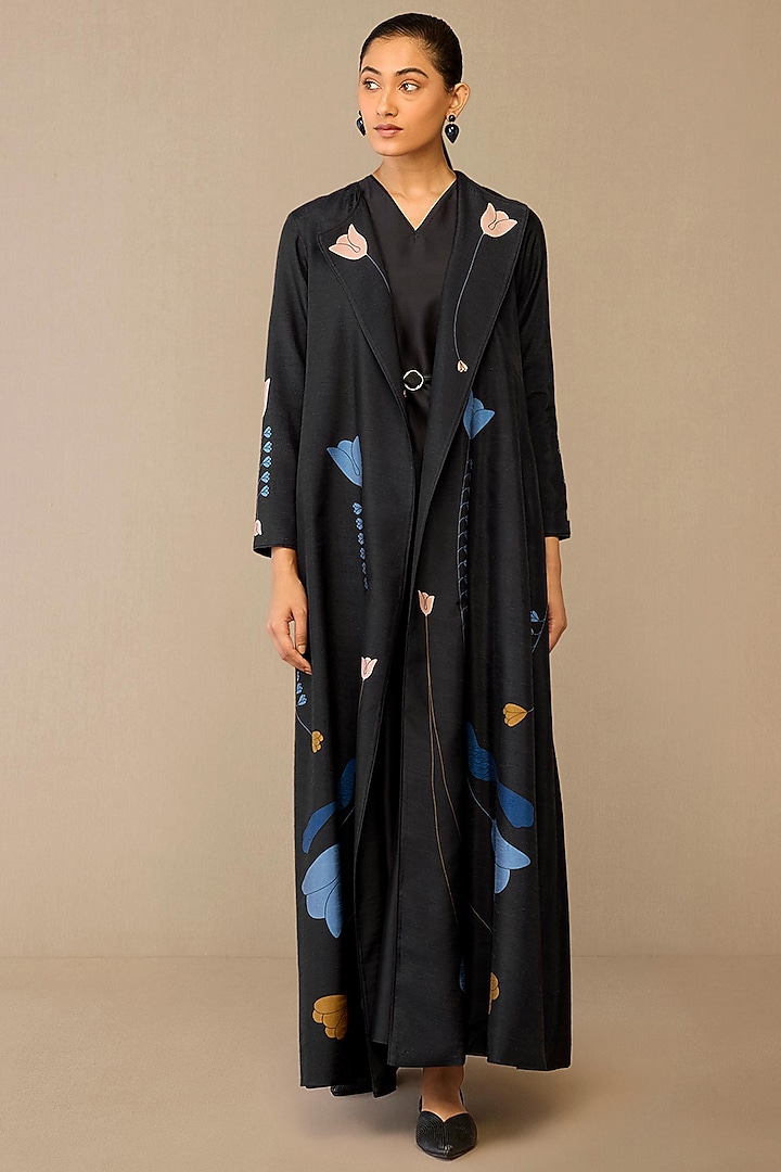 Smokey Black Raw Silk Abaya Set by AMPM at Pernia's Pop Up Shop