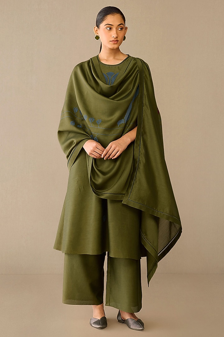 Green Cotton Silk Kurta Set by AMPM at Pernia's Pop Up Shop