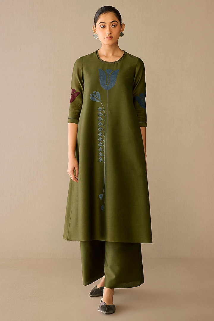 Green Cotton Silk Kurta Set by AMPM at Pernia's Pop Up Shop