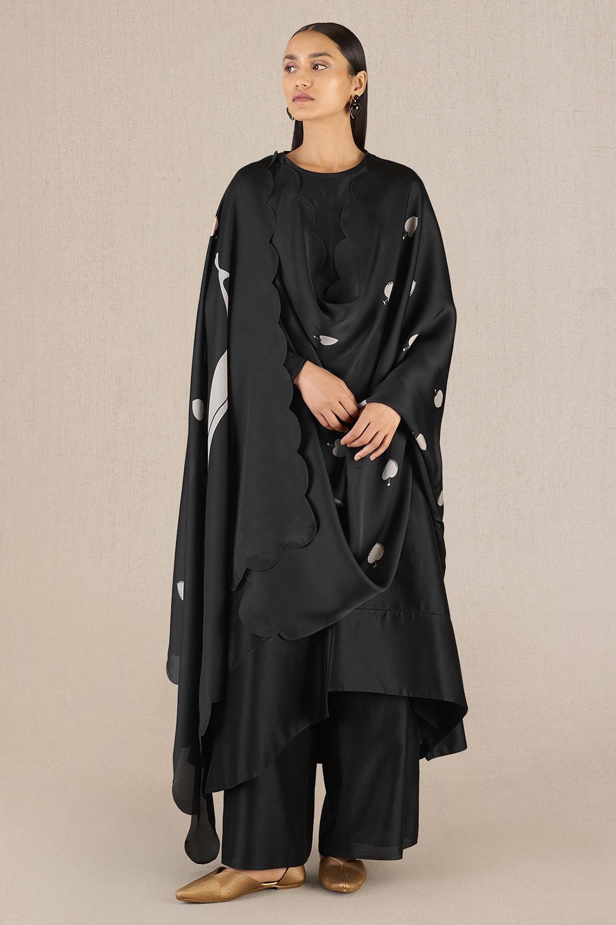 Black Chanderi Kurta Set by AMPM at Pernia's Pop Up Shop