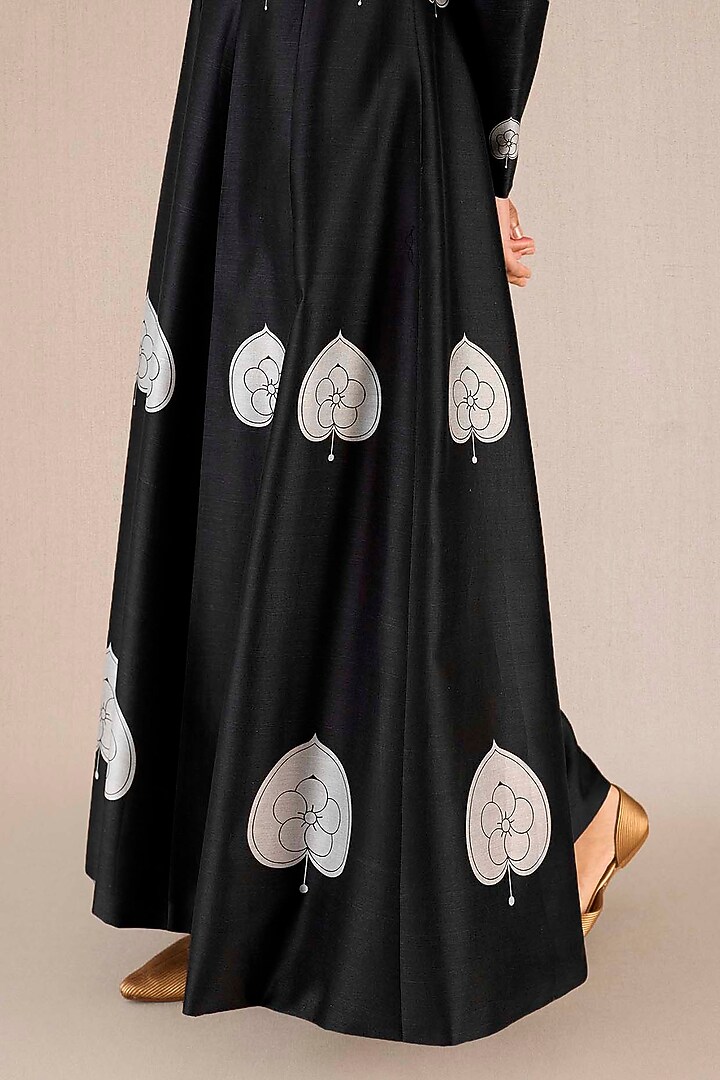Black Chanderi Leaf Printed A-Line Pleated Jacket Set by AMPM at Pernia's Pop Up Shop