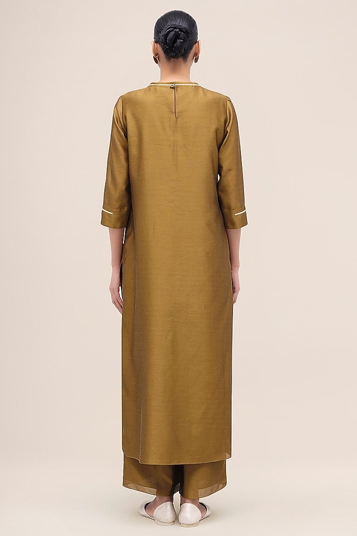 Olive Chanderi Kurta Set by AMPM at Pernia's Pop Up Shop