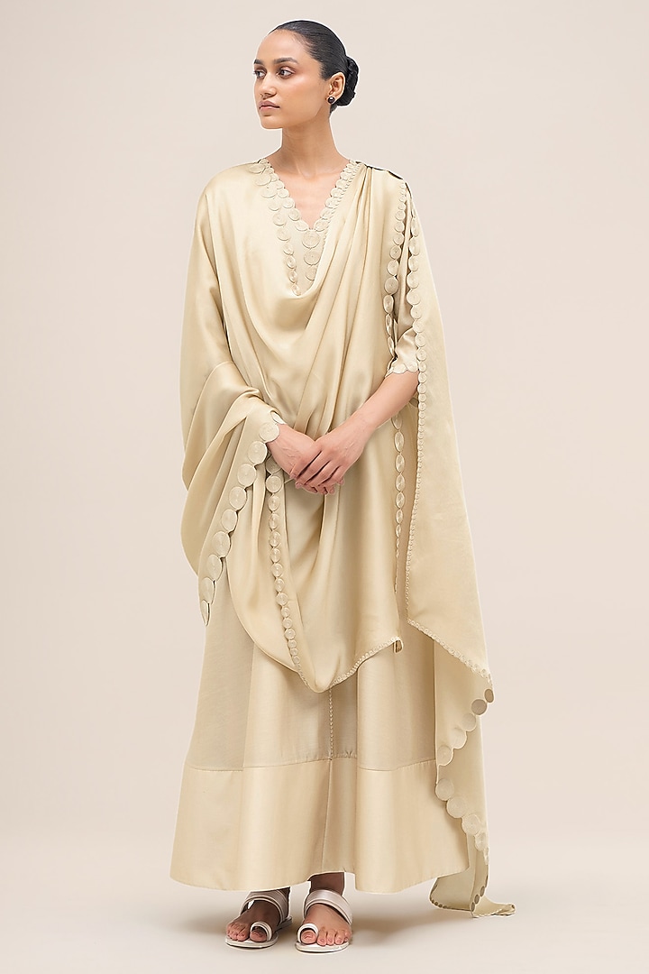 Bone Ivory Chanderi Silk Thread Embroidered Kurta Set by AMPM at Pernia's Pop Up Shop
