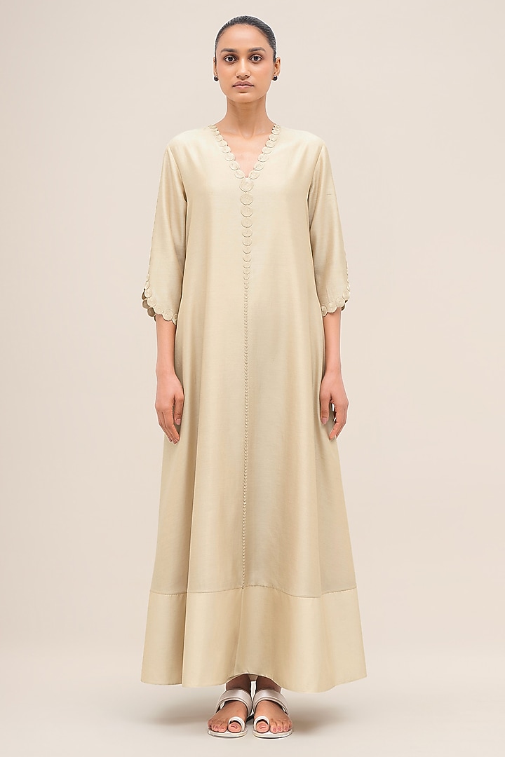 Bone Ivory Chanderi Silk Thread Embroidered Kurta Set by AMPM at Pernia's Pop Up Shop