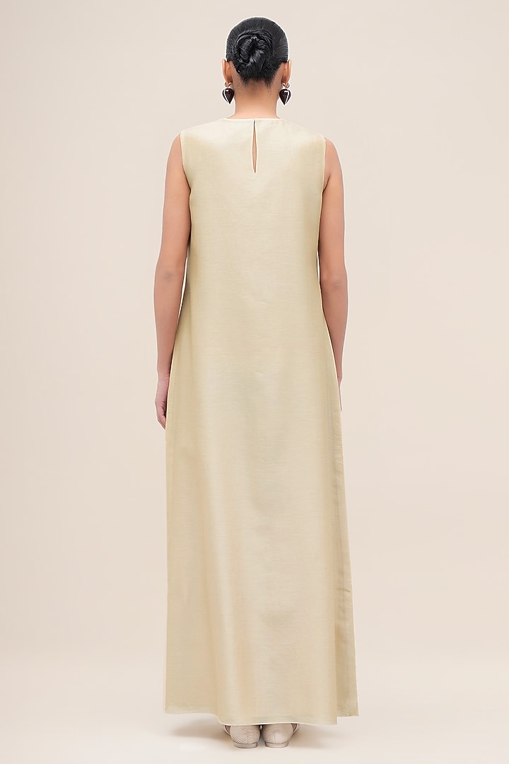 Bone Ivory Chanderi Silk Thread Work Abaya Set by AMPM at Pernia's Pop Up Shop