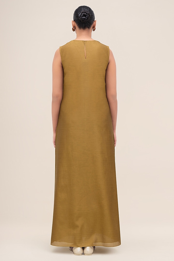 Olive Chanderi Silk Thread Work Abaya Set by AMPM at Pernia's Pop Up Shop