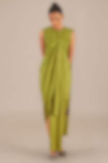Leaf Green Silk Printed Pre-Draped Saree by AMPM