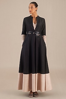 product-color-Black
