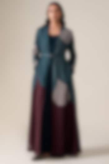 Deep Blue & Burnt Red Raw Silk Abaya Set by AMPM at Pernia's Pop Up Shop