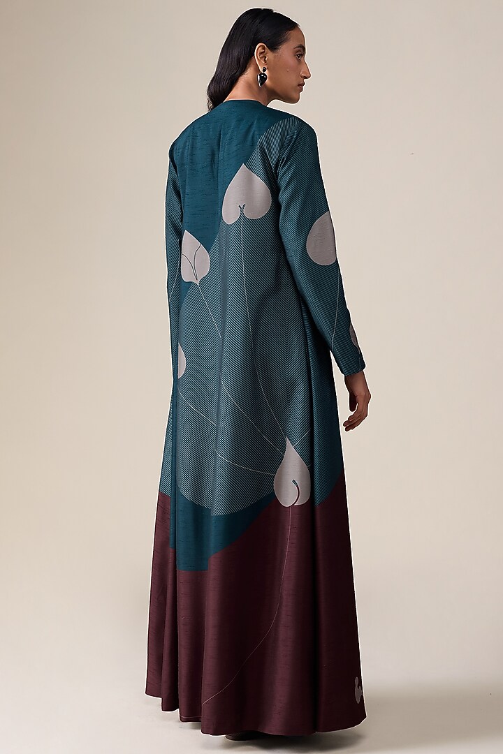Deep Blue & Burnt Red Raw Silk Abaya Set by AMPM at Pernia's Pop Up Shop