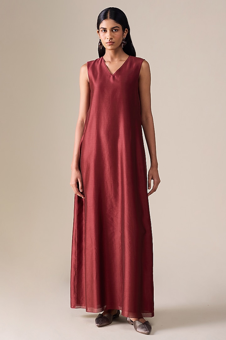 Red Chanderi Abaya Set by AMPM at Pernia's Pop Up Shop