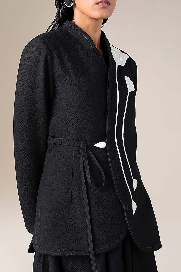 Black Wool Bloom Embroidered Jacket With Belt by AMPM at Pernia's Pop Up Shop