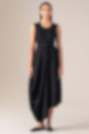 Black Wool Midi Vacation Dress With Belt by AMPM at Pernia's Pop Up Shop