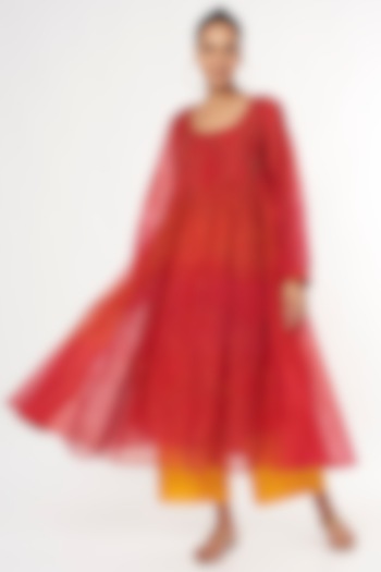 Red Embroidered Kurta Set by Amrich