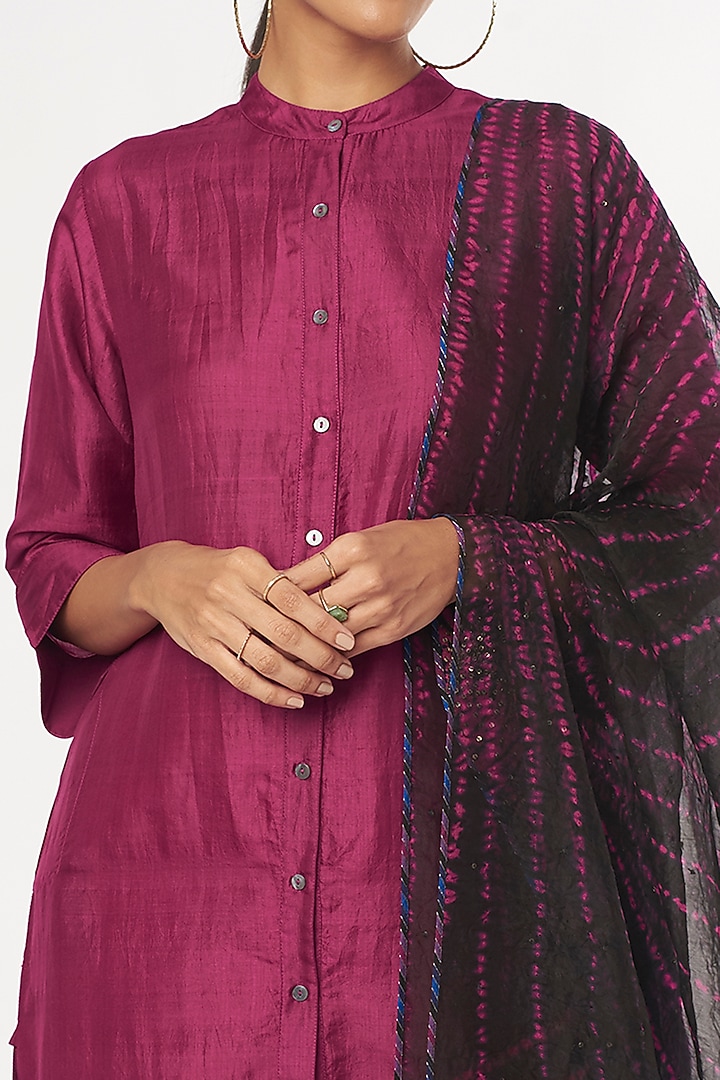 Plum Handwoven Silk Kurta Set by Amrich at Pernia's Pop Up Shop