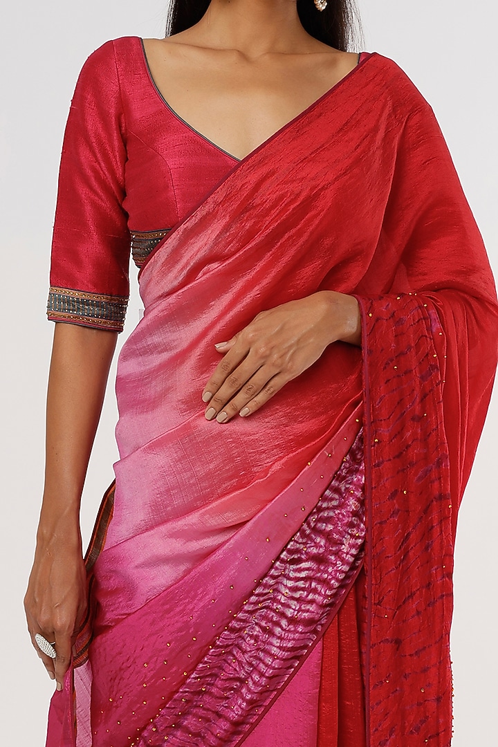 Red & Pink Shaded Handwoven Silk Wedding Saree Set by Amrich at Pernia's Pop Up Shop