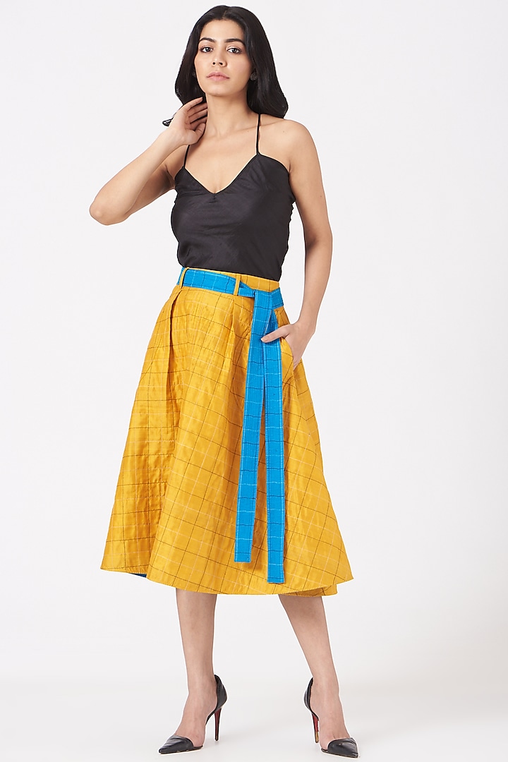 Yellow Reversible Quilted Skirt With Belt by Amrich