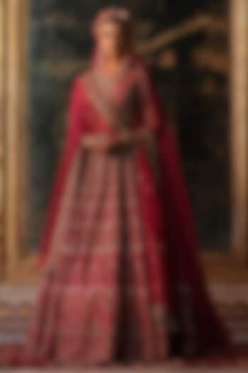 Raspberry Pink Raw Silk Resham Embroidered Bridal Lehenga Set by AMRIN KHAN at Pernia's Pop Up Shop