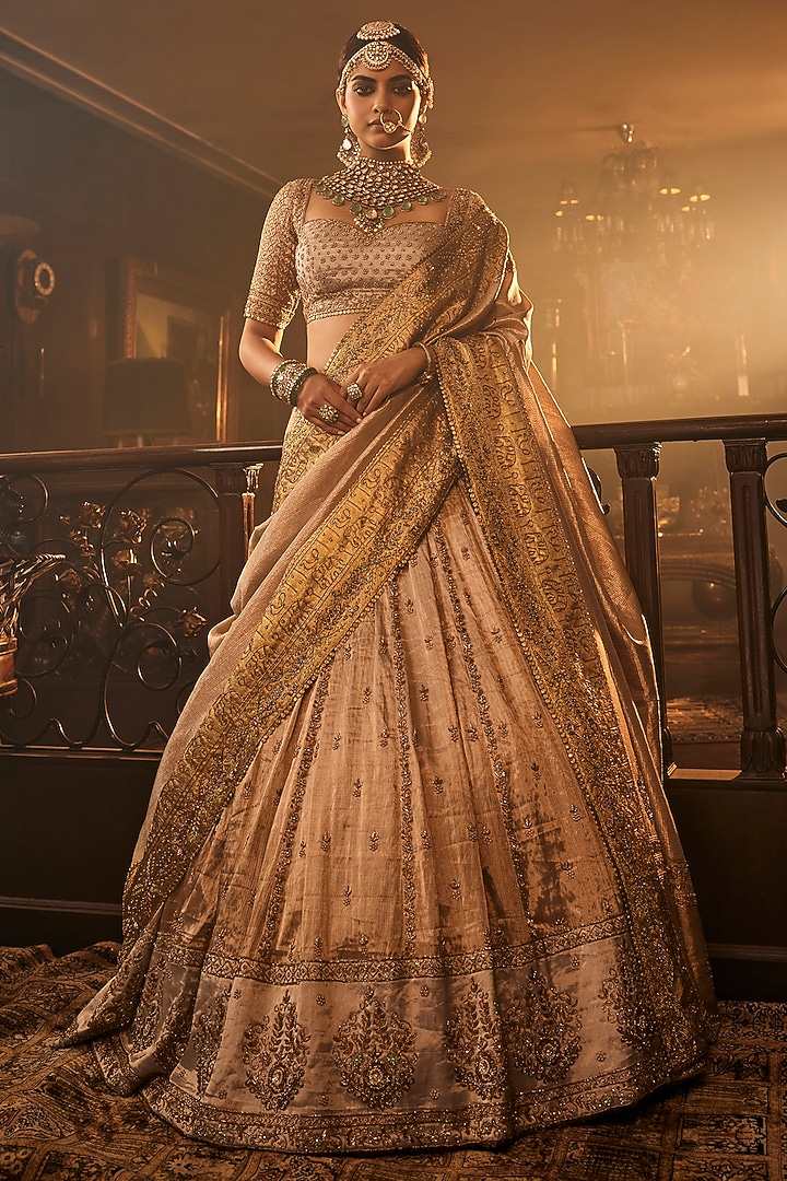 Gold Copper Raw Silk Resham Embroidered Bridal Lehenga Set by AMRIN KHAN at Pernia's Pop Up Shop