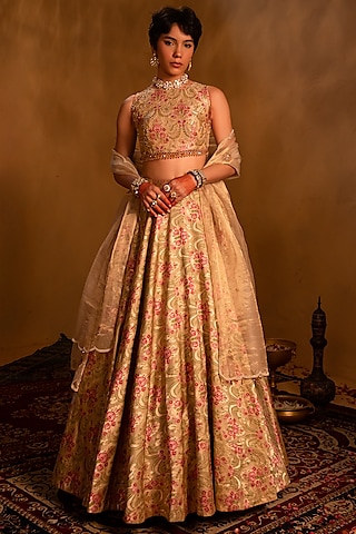 Peach Banarasi Tissue Floral Lehenga Set by AMRIN KHAN