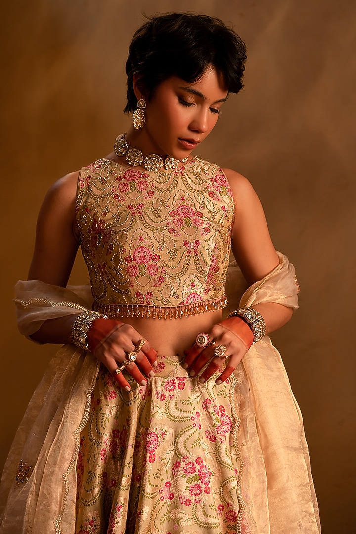 Peach Banarasi Tissue Floral Wedding Lehenga Set by AMRIN KHAN at Pernia's Pop Up Shop