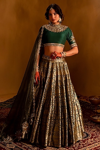Green Banarasi Handcrafted Lehenga Set by AMRIN KHAN