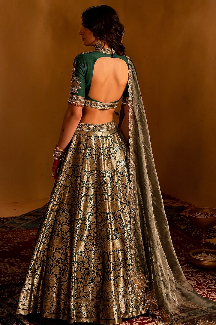 Green Banarasi Handcrafted Bridal Lehenga Set by AMRIN KHAN at Pernia's Pop Up Shop