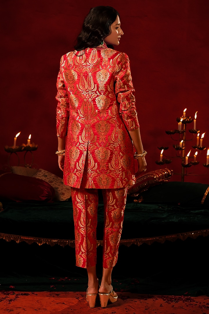 Red Banarasi Woven Blazer Set by AMRIN KHAN at Pernia's Pop Up Shop