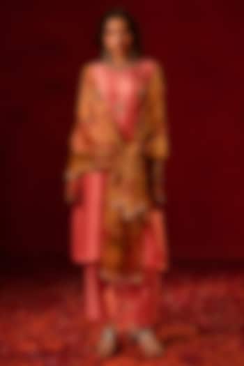 Coral Pink Dupion Zardosi Embellished Kurta Set by AMRIN KHAN at Pernia's Pop Up Shop