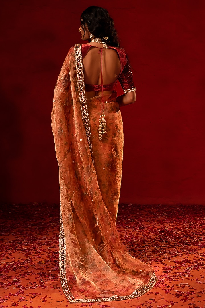 Red Tissue Zardosi Embellished Wedding Saree Set by AMRIN KHAN at Pernia's Pop Up Shop