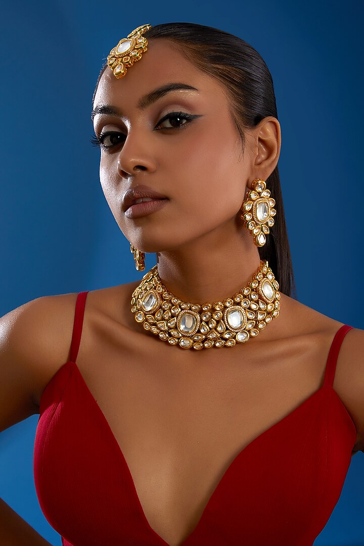 Gold Finish Kundan Polki Necklace Set by Amreli Jaipur at Pernia's Pop Up Shop
