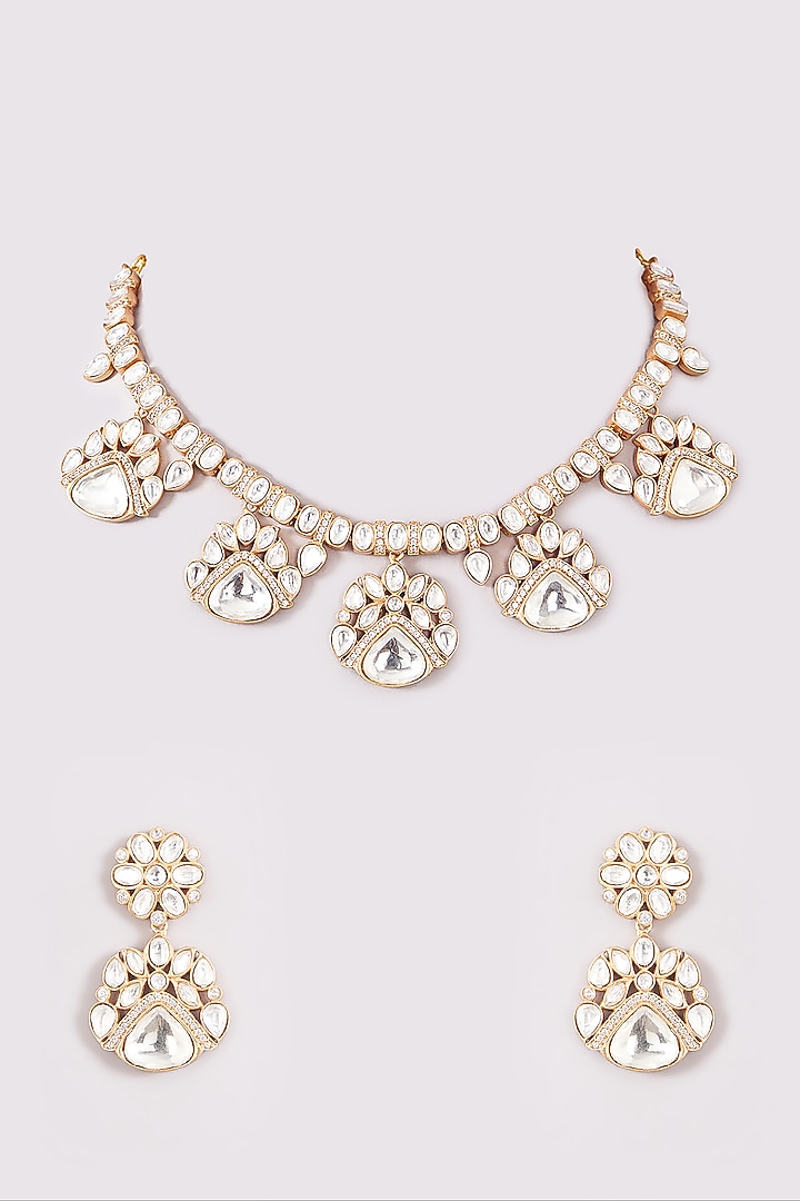 Gold Finish Kundan Polki Choker Necklace Set by Amreli Jaipur at Pernia's Pop Up Shop